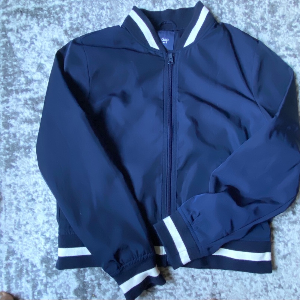 Gap sweatshirt